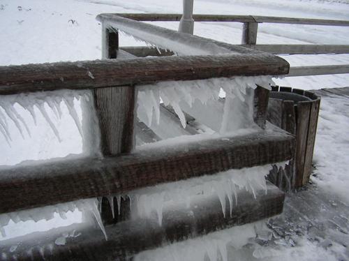 Eis an der Seebrücke